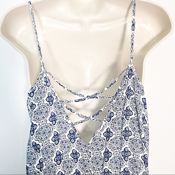 🚫SOLD🚫H&M Divided Blue and White Romper - Picture 4 of 8